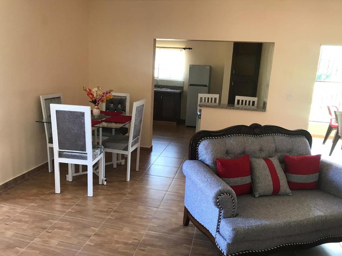 2 Queen Bed Apartment With Smart Tv ,Wifi Y Luz Las 24 Horas Jarabacoa Exterior foto