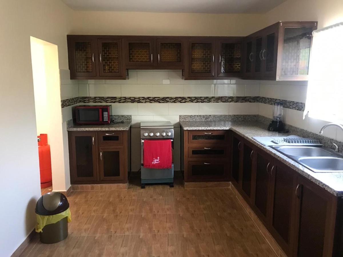 2 Queen Bed Apartment With Smart Tv ,Wifi Y Luz Las 24 Horas Jarabacoa Exterior foto